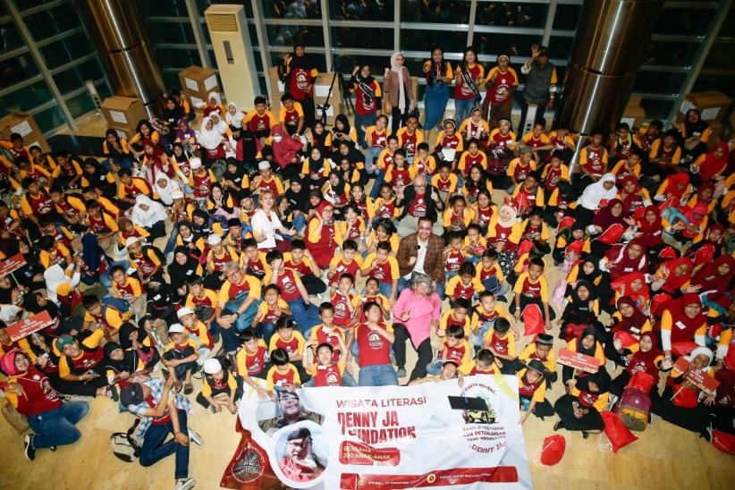 Wisata Literasi, 200 Anak Yatim Nonton Teater di TIM - Bagian 1