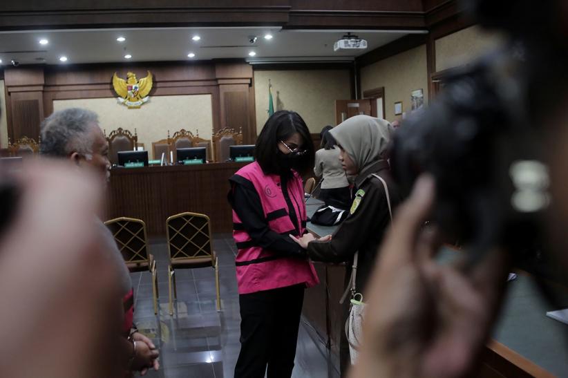 Tampang Crazy Rich PIK Helena Lim Divonis 5 Tahun Penjara - Bagian 6
