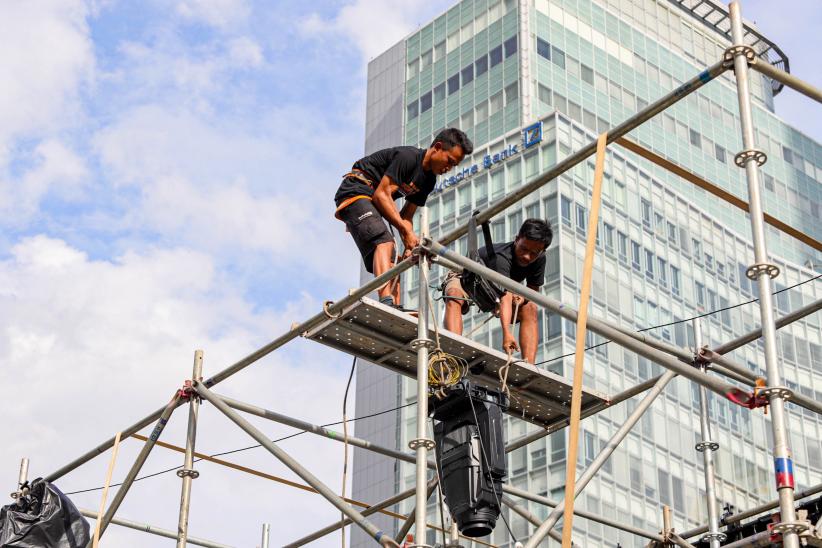 Melihat Persiapan Malam Tahun Baru di Bundaran HI - Bagian 3