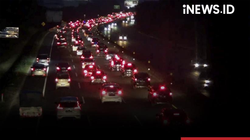 Arus Balik Libur Nataru, Tol Purbaleunyi Dipadati Ribuan Kendaraan Menuju Jakarta