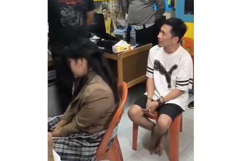 title Pengakuan Sopir Calya Mabuk Tabrak Satu Keluarga hingga Tewas di Pekanbaru Pengakuan Sopir Calya Mabuk Tabrak Satu Keluarga hingga Tewas di Pekanbaru