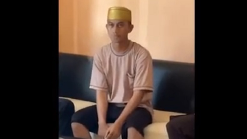 title Pemuda yang Viral Ancam Bakar Kota Makassar Ternyata Idap Gangguan Jiwa, Pasien RSKD Dadi Pemuda yang Viral Ancam Bakar Kota Makassar Ternyata Idap Gangguan Jiwa, Pasien RSKD Dadi