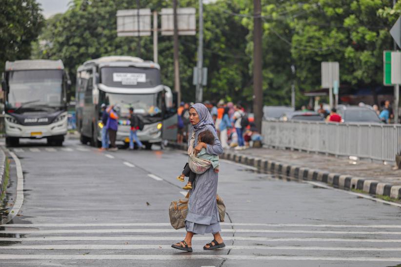 Ekspresi Pemudik Kembali ke Jakarta setelah Libur Panjang Nataru - Bagian 1