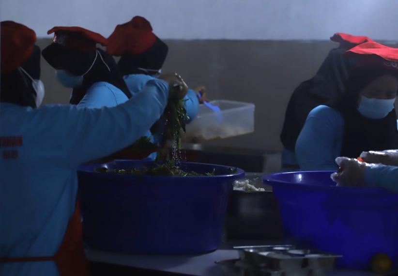 Begini Suasana Kesibukan Dapur Makanan Bergizi Gratis di Depok  - Bagian 2