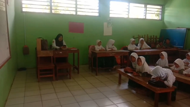 title Madrasah Ibtidaiyah Darul Ulum Lebak Tak Dapat Makan Bergizi Gratis Madrasah Ibtidaiyah Darul Ulum Lebak Tak Dapat Makan Bergizi Gratis