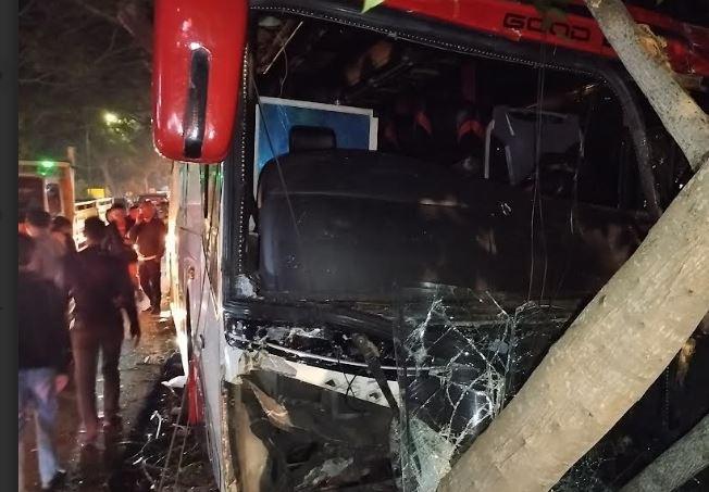 Breaking News: Sopir Bus Pariwisata jadi Tersangka Kecelakaan Maut di Batu