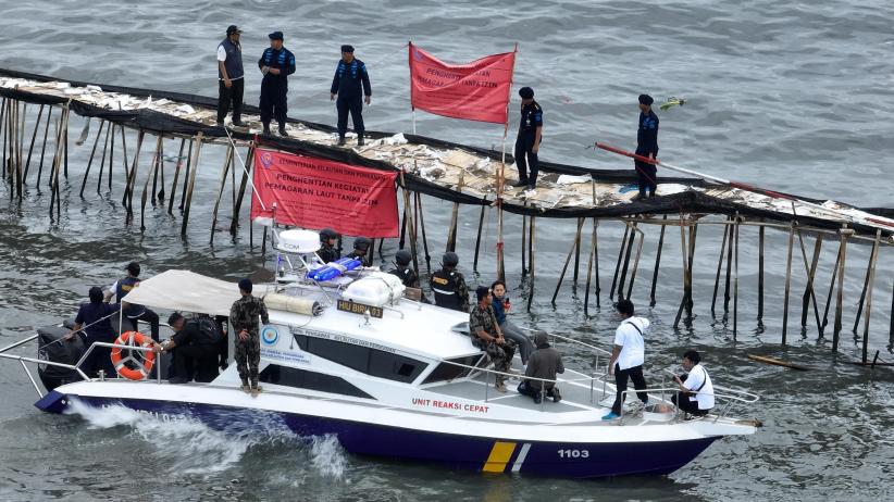 Penampakan Pagar Laut Misterius Panjang 30 Km di Tangerang Kini Disegel KKP - Bagian 2