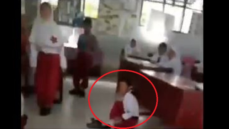 Siswa SD Dihukum Duduk di Lantai Ternyata Penerima PIP, Ini Kata Yayasan Sekolah