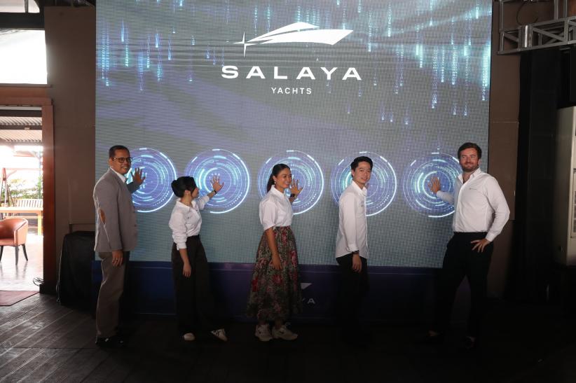 Momen Wamen Ni Luh hingga Raffi Ahmad Naik Kapal Salaya Yacht - Bagian 4