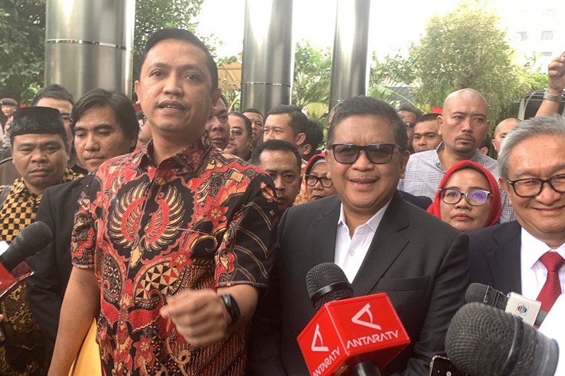 Hasto Kristiyanto Diperiksa KPK Sebagai Tersangka Kasus Suap Harun Masiku - Bagian 2