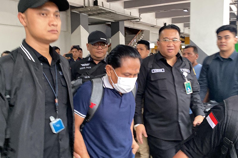 Tampang Mantan Ketua PN Surabaya Diamankan Kejagung Terkait Kasus Ronald Tannur - Bagian 1