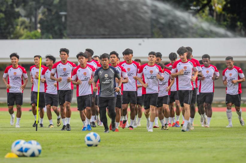 Kerja Keras, Timnas Indonesia U-20 Latihan Jelang Piala Asia 2025 - Bagian 1