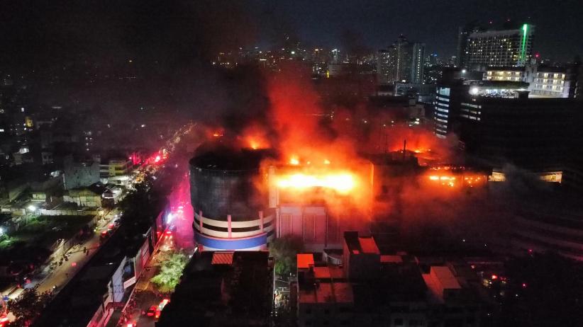 Foto-Foto Kebakaran Glodok Plaza - Bagian 3