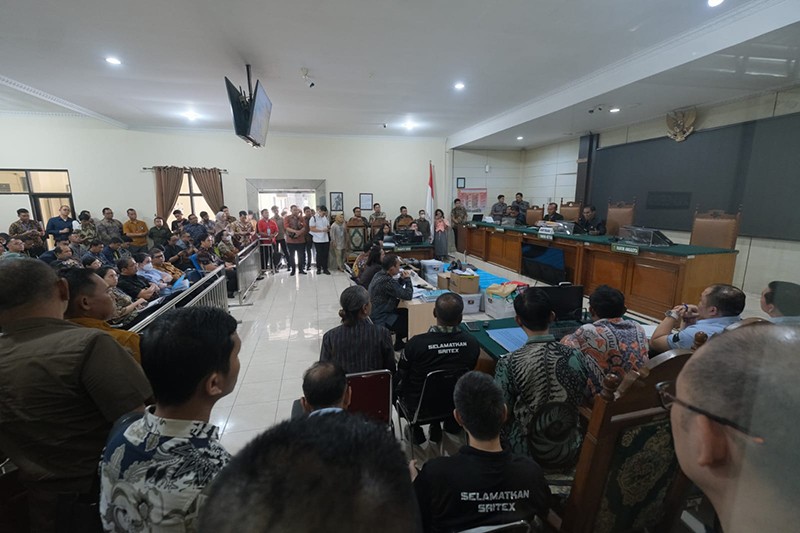 10.000 Tanda Tangan Petisi Buruh Sritex Iringi Rapat Kreditur - Bagian 2
