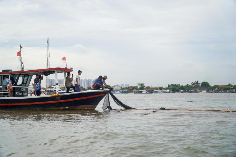 Pembongkaran Pagar Laut Ilegal, TNI hingga Nelayan Turun Tangan - Bagian 4