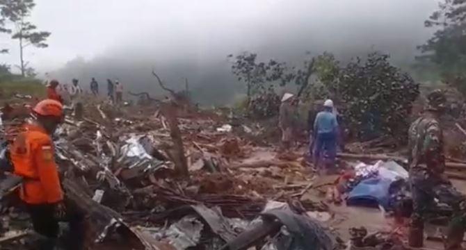 Pray for Pekalongan, Korban Tewas Longsor Bertambah jadi 21 Orang 5 Masih Hilang
