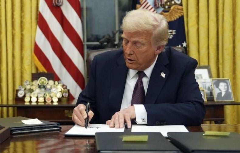 Ini Isi Lengkap Surat Donald Trump kepada Prabowo soal Tarif 32% untuk Indonesia