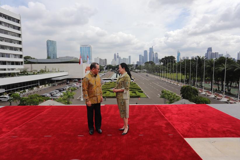 Ketua Parlemen Singapura Berkunjung ke DPR Disambut Puan Maharani - Bagian 1