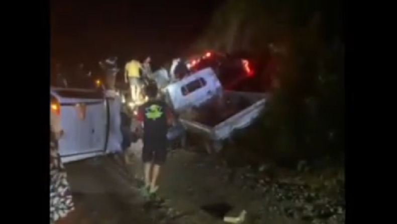 Breaking News: Tebing Longsor di Luwu Timbun 3 Mobil dan Sejumlah Warga, 1 Orang Tewas