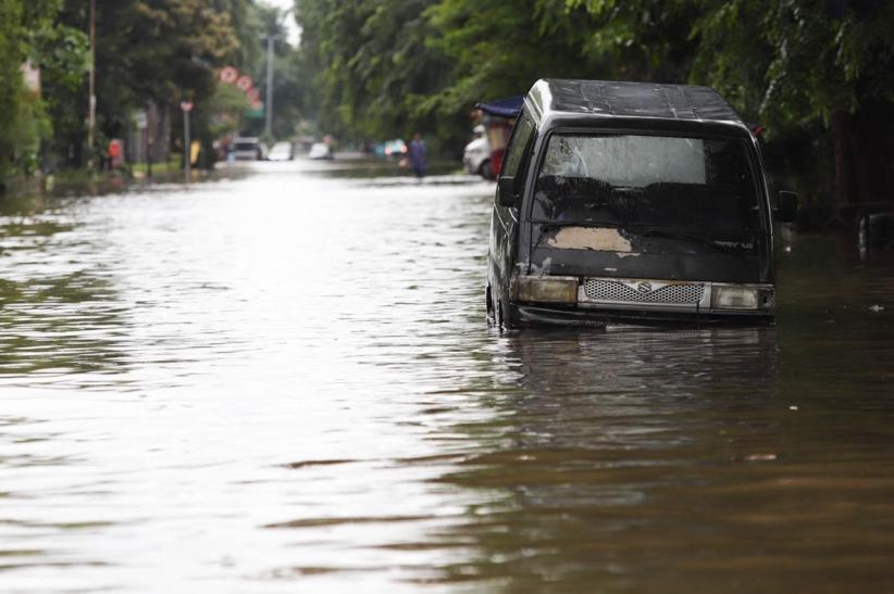 Penampakan Kelapa Gading Jakarta Utara Terendam Banjir - Bagian 1