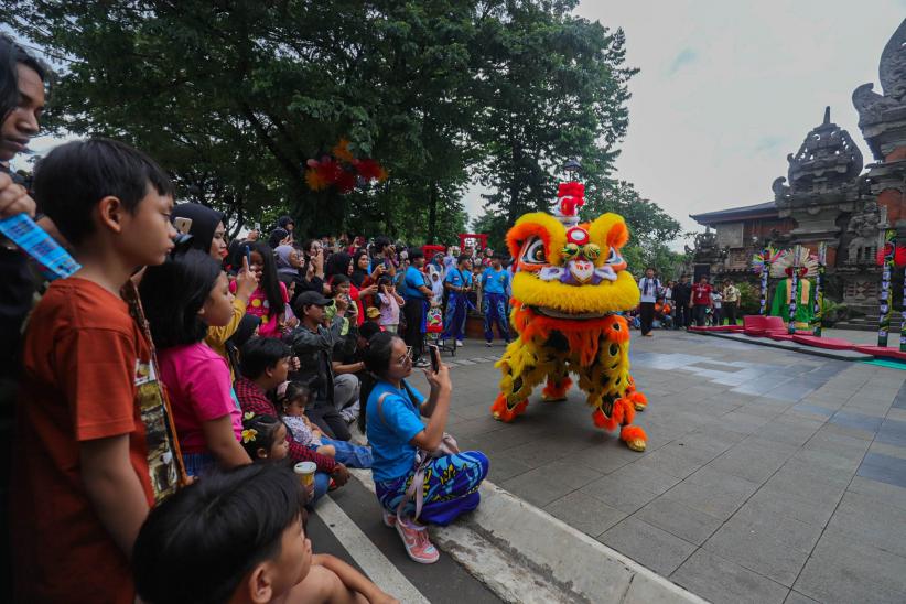 Festival Pecinan Meriahkan Tahun Baru Imlek di TMII - Bagian 1