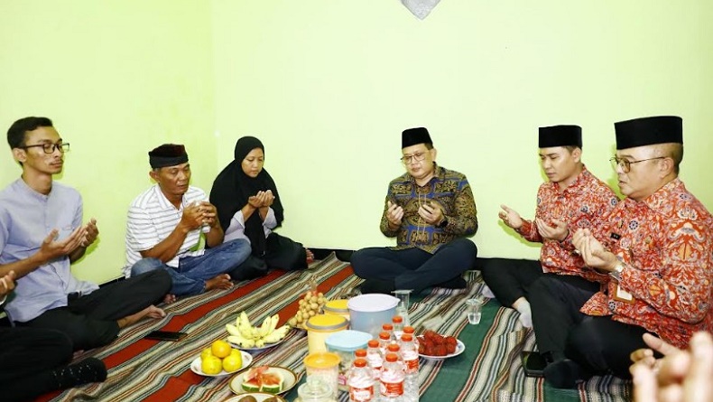 title Tragedi Pantai Drini Tewaskan 4 Siswa SMP 7 Mojokerto, Pemprov Jatim Evaluasi Study Tour Tragedi Pantai Drini Tewaskan 4 Siswa SMP 7 Mojokerto, Pemprov Jatim Evaluasi Study Tour