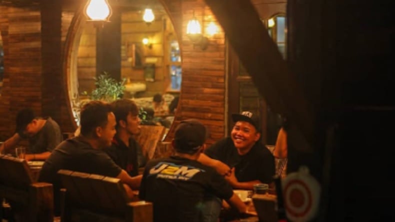 title 5 Tempat Nongkrong di Kebumen, Nomor 3 Favorit Anak Muda 5 Tempat Nongkrong di Kebumen, Nomor 3 Favorit Anak Muda