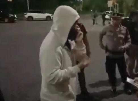 title Polisi Bebaskan WN Rusia Terduga Penculikan-Perampokan Turis Ukraina di Bali Polisi Bebaskan WN Rusia Terduga Penculikan-Perampokan Turis Ukraina di Bali