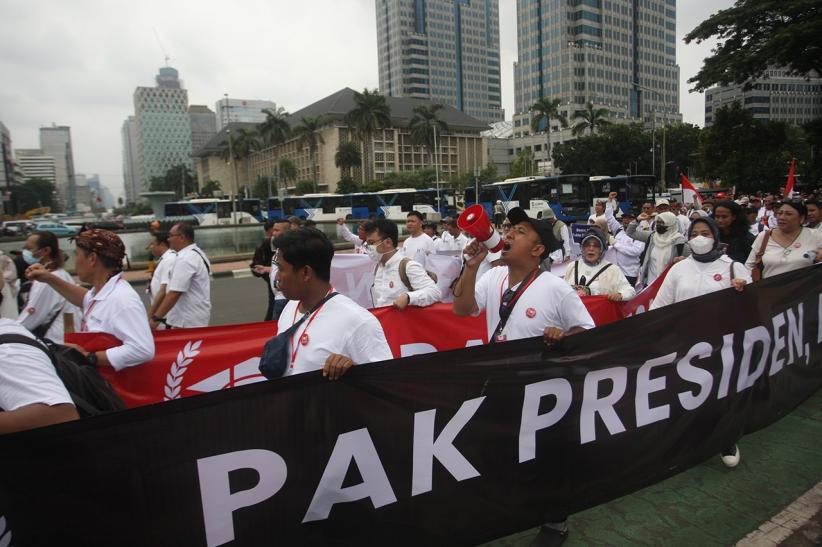 Ratusan Dosen ASN Unjuk Rasa Tuntut Hak Tukin Belum Dibayar Sejak 2020 - Bagian 2