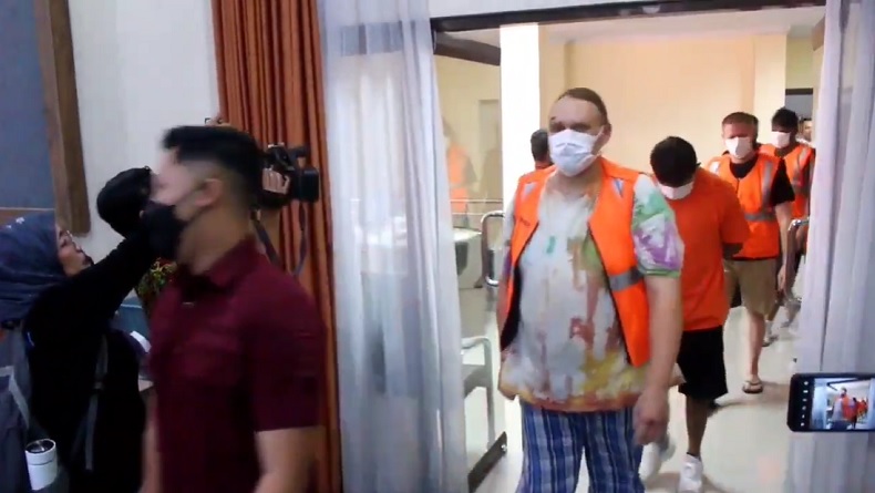 title Bule Kanada Curi Perhiasan di Denpasar Ditangkap, segera Dideportasi Bule Kanada Curi Perhiasan di Denpasar Ditangkap, segera Dideportasi
