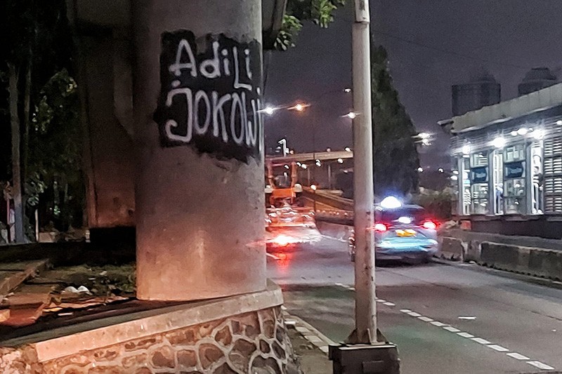 Coretan Dinding Adili Jokowi Bertebaran di Sudut Kota Jakarta - Bagian 2