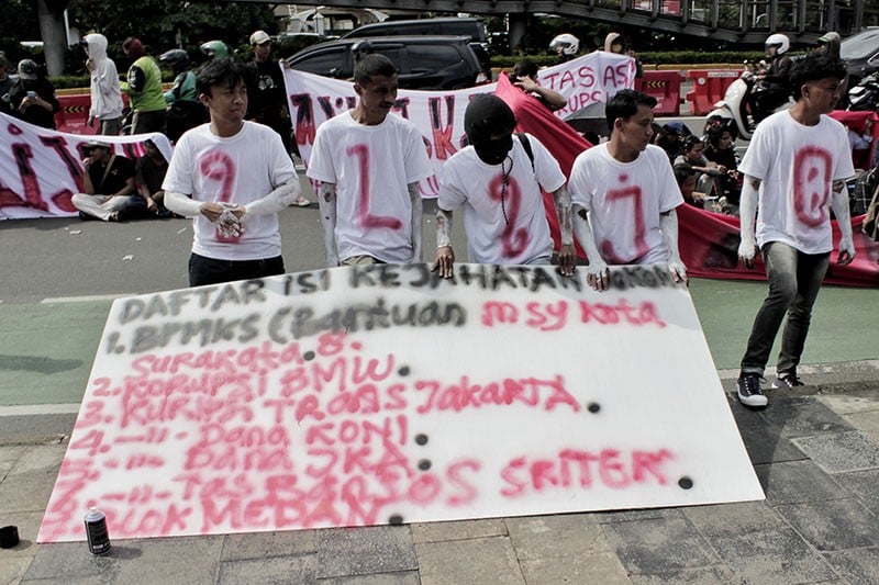 Ratusan Massa Desak Polisi Selesaikan Kasus Hukum yang Belum Tuntas - Bagian 5