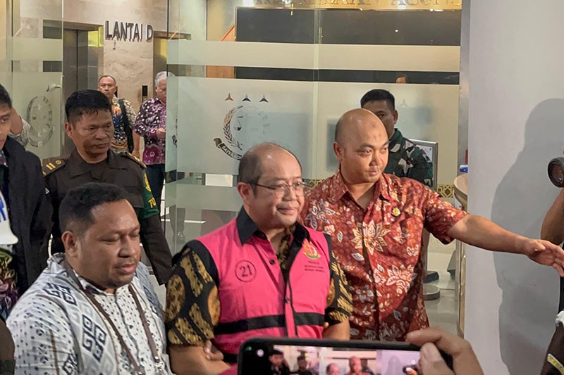 Tampang Dirjen Anggaran Kemenkeu Isa Rachmatarwata Tersangka Kasus Korupsi Jiwasraya - Bagian 1