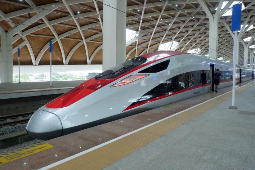 Kereta Cepat Whoosh Layani 62 Perjalanan per Hari - Bagian 2