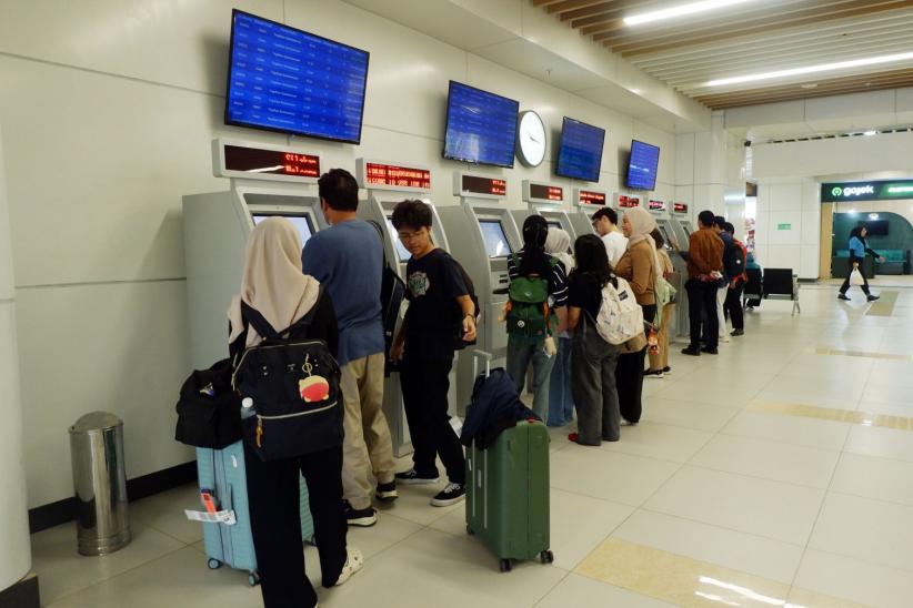 Kereta Cepat Whoosh Layani 62 Perjalanan per Hari - Bagian 5