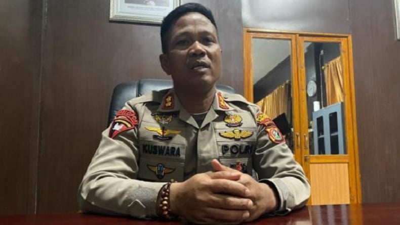 title Bentrokan di Puncak Jaya, 3 Orang Operasi Pengangkatan Panah Menancap di Organ Vital Bentrokan di Puncak Jaya, 3 Orang Operasi Pengangkatan Panah Menancap di Organ Vital
