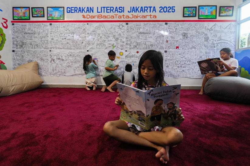Antusiasme Anak-Anak Rusunawa Penggilingan Ikuti Gerakan Literasi Jakarta - Bagian 1