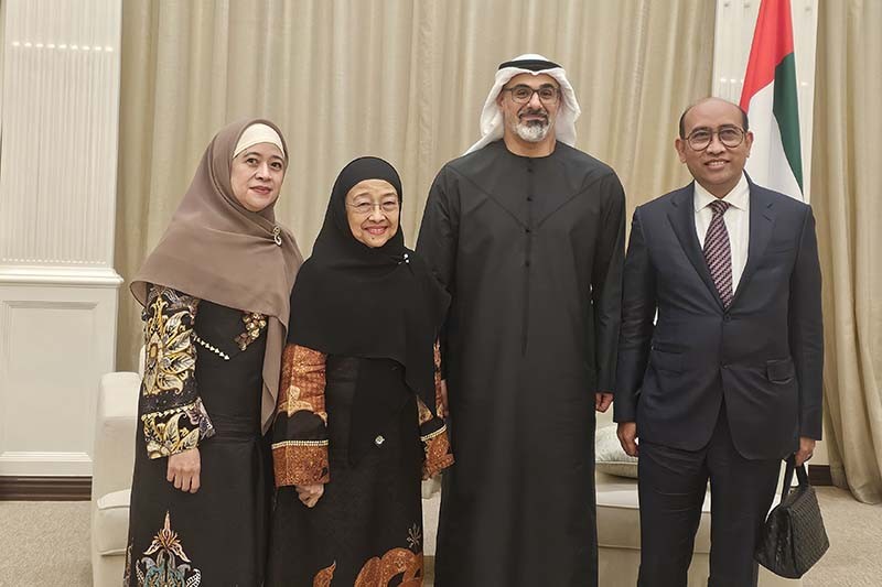 Megawati Soekarnoputri Bertemu Putra Mahkota Abu Dhabi Pangeran Khaled - Bagian 1