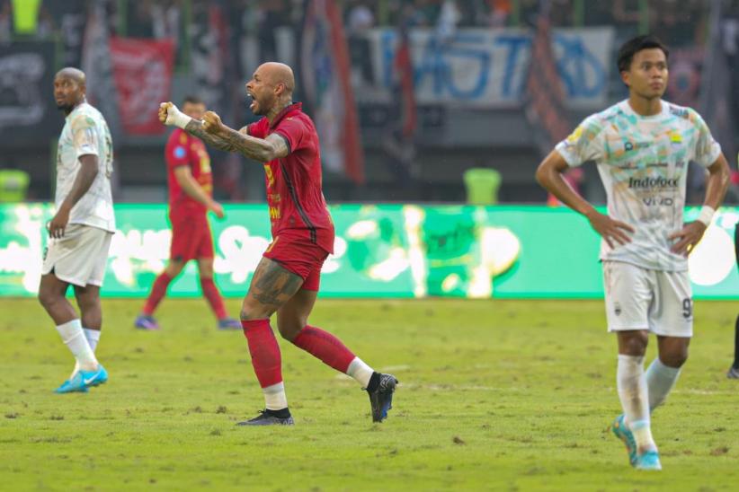 Tanding di Bekasi, Persija Jakarta Ditahan Imbang Persib Bandung 2-2 - Bagian 5
