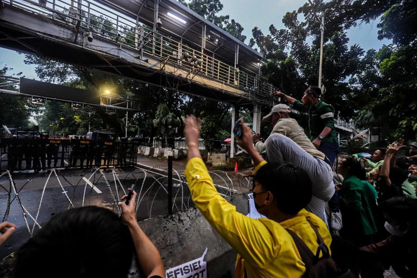 Aksi Indonesia Gelap, Ini Tuntutan Ribuan Mahasiswa  - Bagian 6