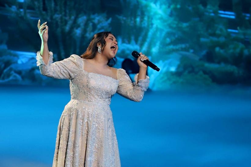 Anjelia Dom Sukses Dapat Standing Ovation dari 5 Juri Indonesian Idol - Bagian 2