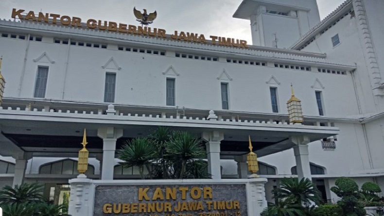 title Imbas Efisiensi, Pemprov Jatim Sunat Anggaran hingga Rp500 Miliar Imbas Efisiensi, Pemprov Jatim Sunat Anggaran hingga Rp500 Miliar