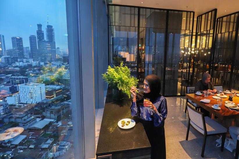 Menikmati Kuliner Buka Puasa dengan Pemandangan Kota di Park Hyatt Jakarta - Bagian 7