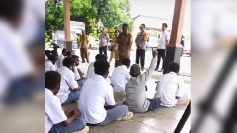 Viral Oknum Pejabat Dinas Pendidikan Nabire Tendang Siswa SMP Ikut Demo MBG