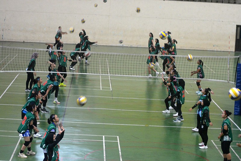 Atlet-Atlet Voli Putri Berprestasi Ikuti Rekrutmen Prajurit TNI - Bagian 1