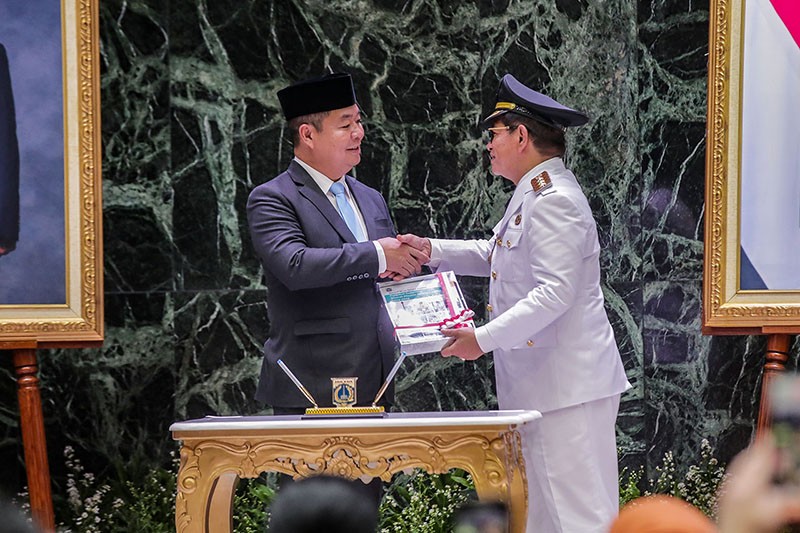 Pramono Anung dan Rano Karno Kini Berseragam Gubernur-Wakil Gubernur Jakarta - Bagian 4