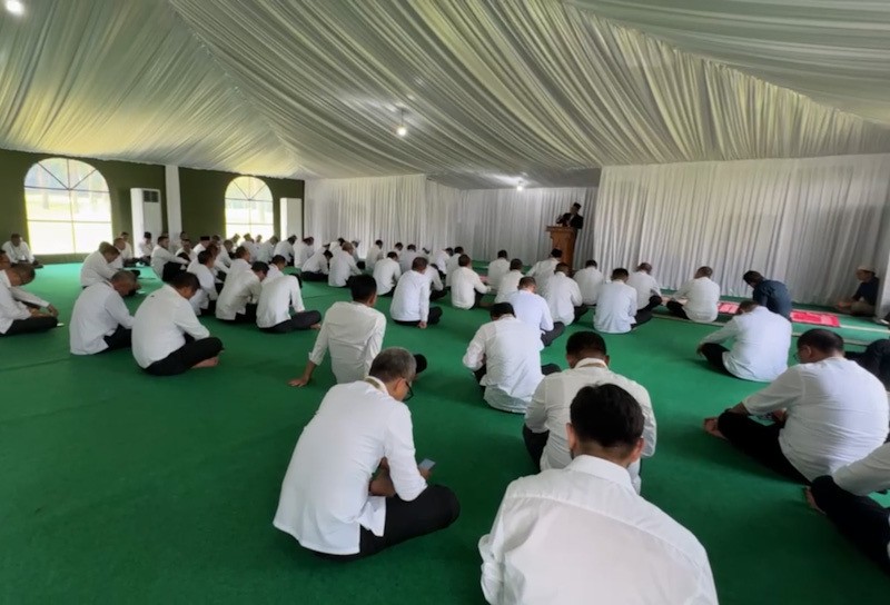 Awali Hari Ketiga Retret di Akmil, Kepala Daerah Khidmat Jalani Ibadah - Bagian 2