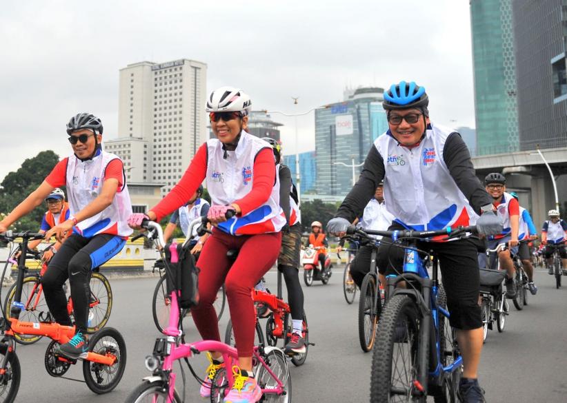 500 Peserta Gowes Keliling Jakarta, Rute 20-75 Km Finish di Menara II BTN - Bagian 2