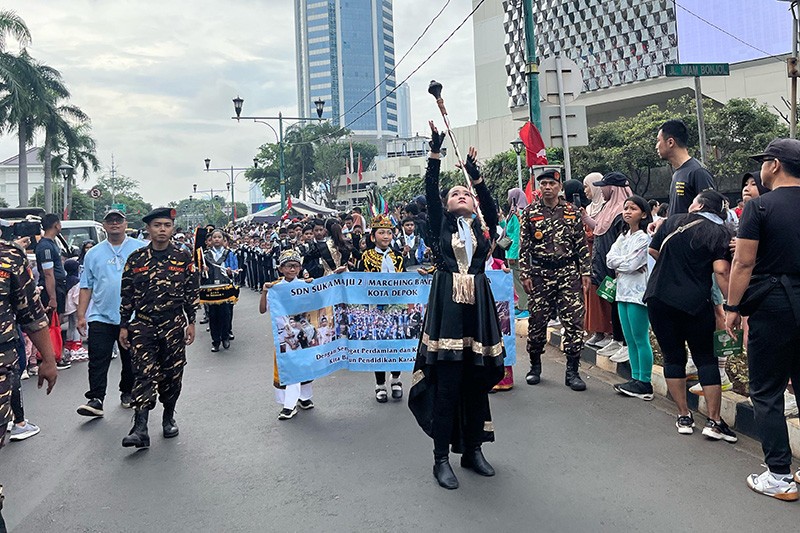 Anak-Anak SD Parade di CFD Jakarta Dukung Perdamaian Dunia - Bagian 4