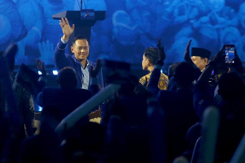 AHY Serahkan Tongkat Komando kepada Presiden Prabowo usai Kongres Partai Demokrat  - Bagian 4